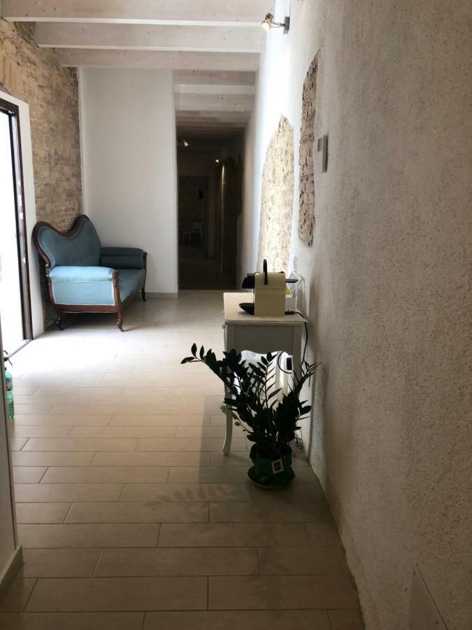 Bed and Breakfast Al Corso Cagliari Esterno foto